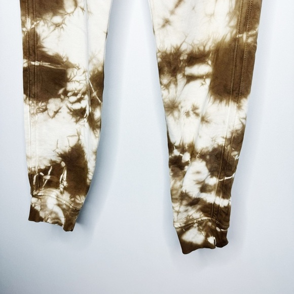 Lululemon - Brown Tie Dye Joggers - Picture 3 of 5